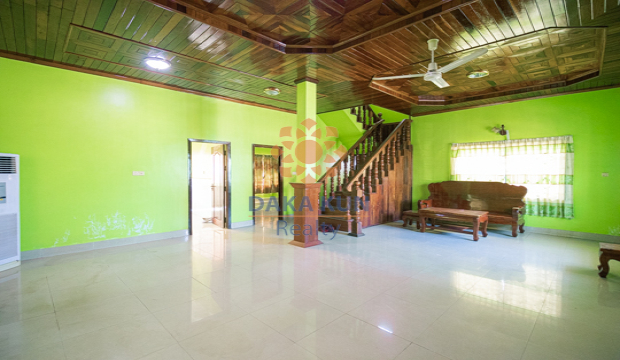 5 Bedrooms House for Rent in Krong Siem Reap-Svay Dangkum