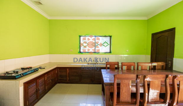 5 Bedrooms House for Rent in Krong Siem Reap-Svay Dangkum