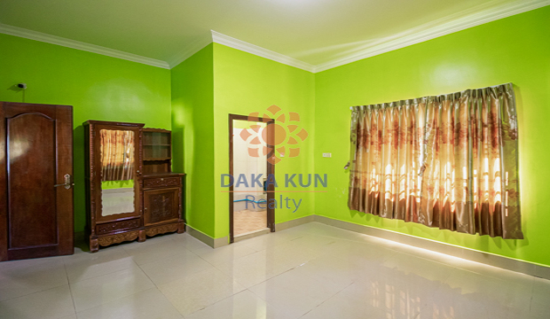 5 Bedrooms House for Rent in Krong Siem Reap-Svay Dangkum