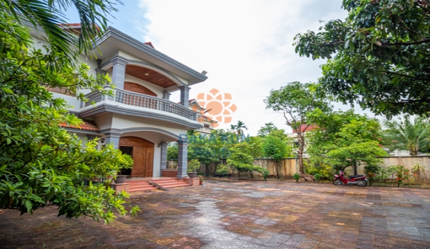 5 Bedrooms House for Rent in Siem Reap-Svay Dangkum