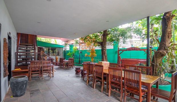 Boutique for Sale in Siem Reap city-Svay Dangkum