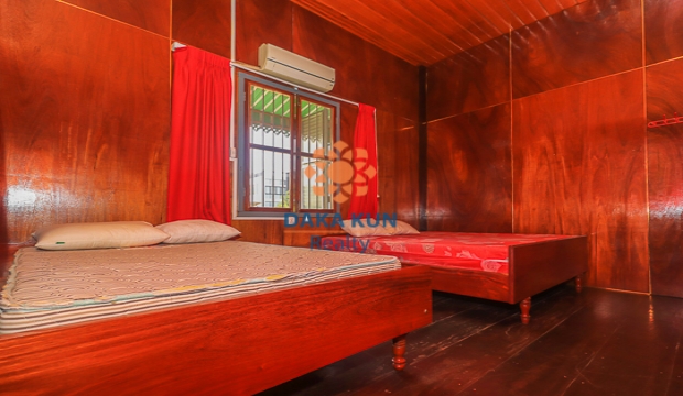 4 Bedrooms Wooden House for Rent near Wat Bo-Siem Reap