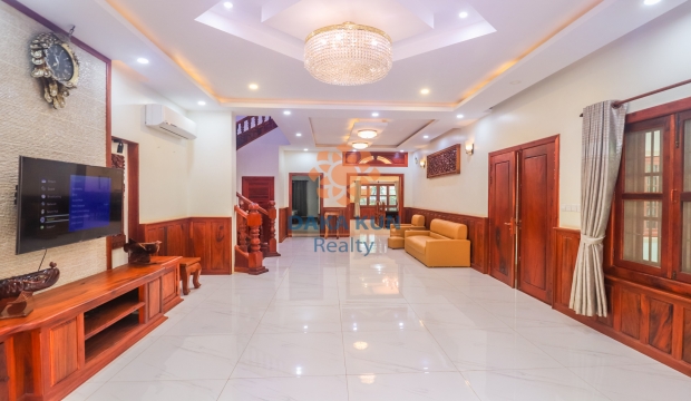 Villa for Sale in Siem Reap-Sala Kamreuk