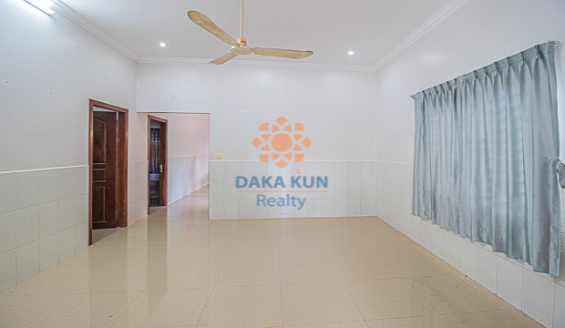 2 Bedrooms House for Rent in Krong Siem Reap-Svay Dangkum