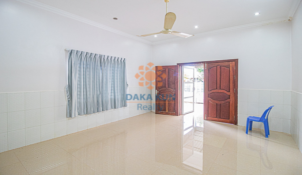 2 Bedrooms House for Rent in Krong Siem Reap-Svay Dangkum