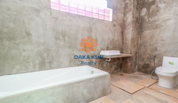 2 Bedrooms House for Rent in Sala Kamreuk, Siem Reap