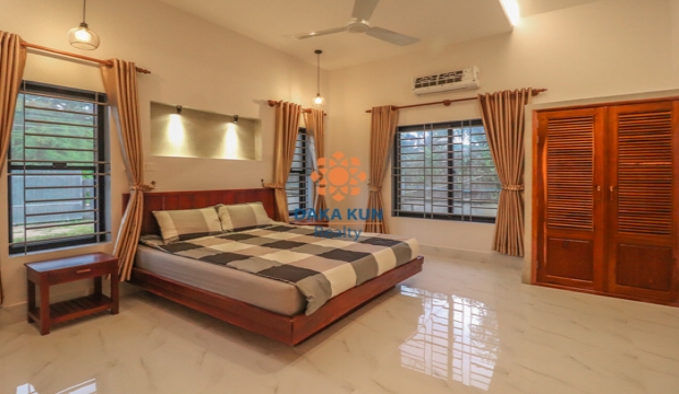 2 Bedrooms House for Rent in Siem Reap-Sala Kamruek