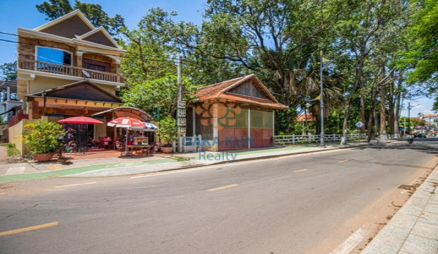 4 Bedrooms House for Sale in Siem Reap-Riverside