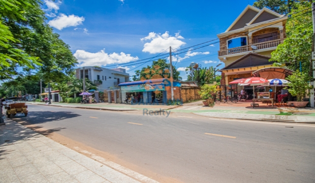 4 Bedrooms House for Sale in Siem Reap-Riverside