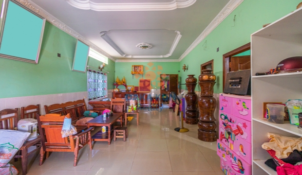 2 Bedrooms House for Sale on Ring Road, Siem Reap