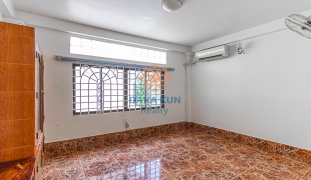 Commercial Building for Rent on Main Road, Siem Reap-Sla Kram