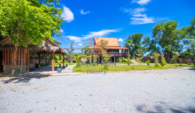 Wooden Villa for Sale in Krong Siem Reap