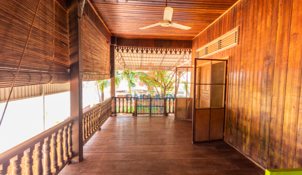 2 Bedrooms Wooden House for rent in Sala Kamreuk-Siem Reap city