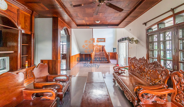 4 Bedrooms House for Rent in Krong Siem Reap-Svay Dangkum