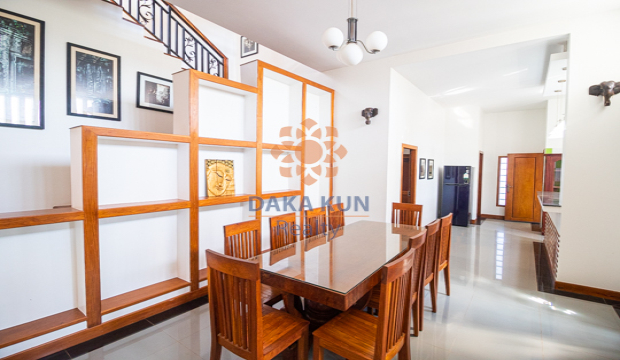 4 Bedrooms House for Rent in Krong Siem Reap-Sala Kamreuk