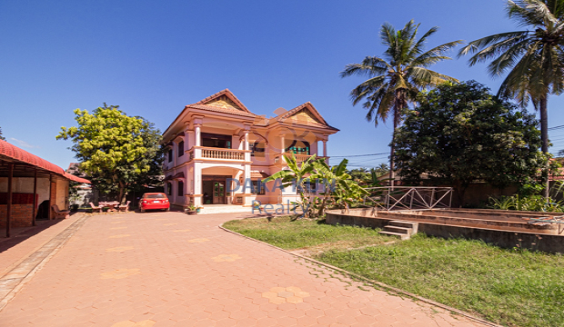 4 Bedrooms House for Rent in Krong Siem Reap