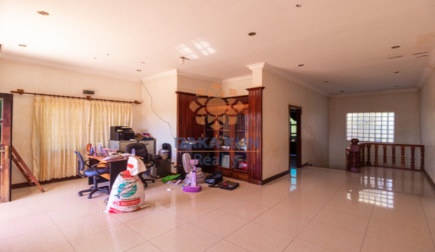 4 Bedrooms House for Rent in Krong Siem Reap