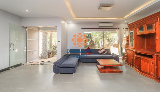 5 Bedrooms House for Rent in Siem Reap-Svay Dangkum