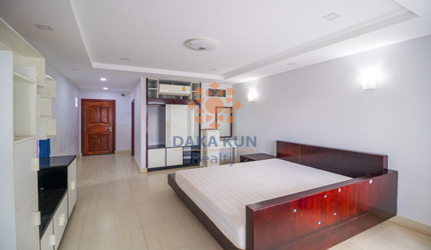 5 Bedrooms Flat House for Rent in Krong Siem Reap-Svay Dangkum