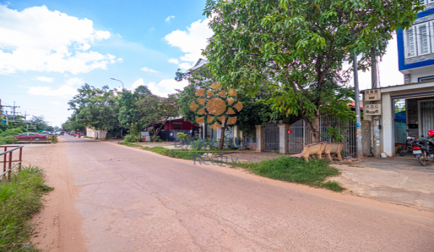 5 Bedrooms Flat House for Rent in Krong Siem Reap-Svay Dangkum