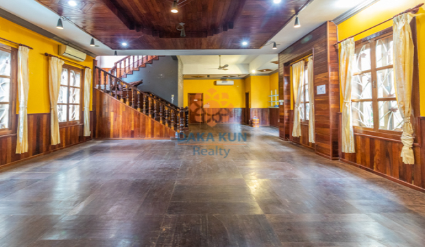 5 Bedrooms House for Rent in Siem Reap-Sala Kamreuk