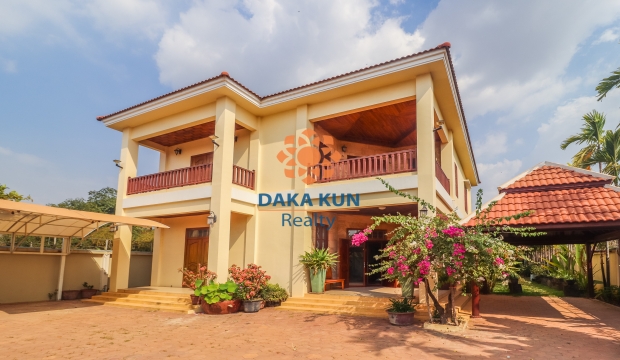 Villa for Rent with Swimming Pool in Siem Reap-Svay Dangkum