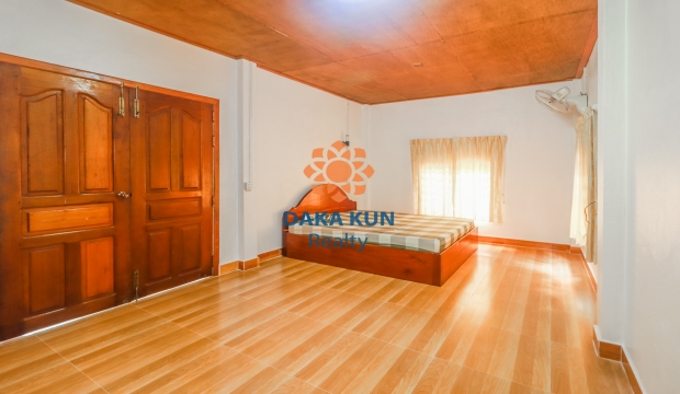 Wooden House for Rent in Siem Reap-Sala Kamreuk