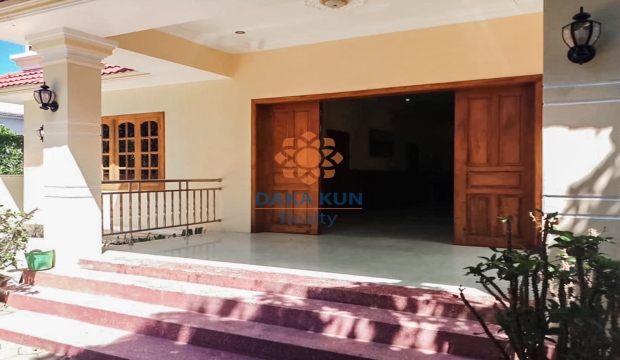 2 Bedrooms House for Rent in Siem Reap-Svay Dangkum