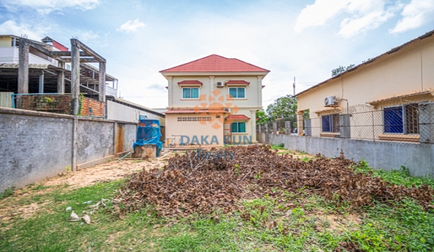 4 Bedrooms House for Rent in Siem Reap-Svay Dangkum