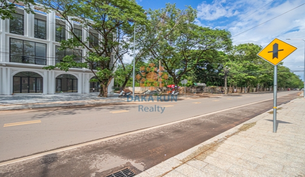 Shophouse for Rent on Main Road, Siem Reap-Svay Dangkum