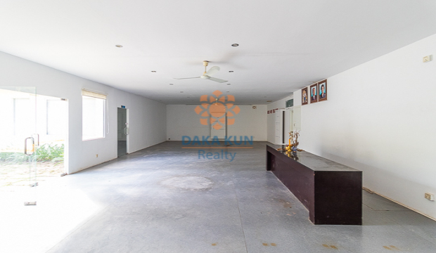 Commercial Space for Rent in Krong Siem Reap-near Riverside