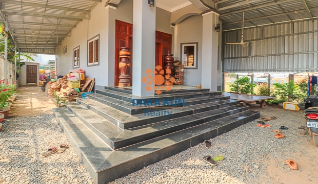 5 Bedrooms House for Rent in Siem Reap-Ring Road