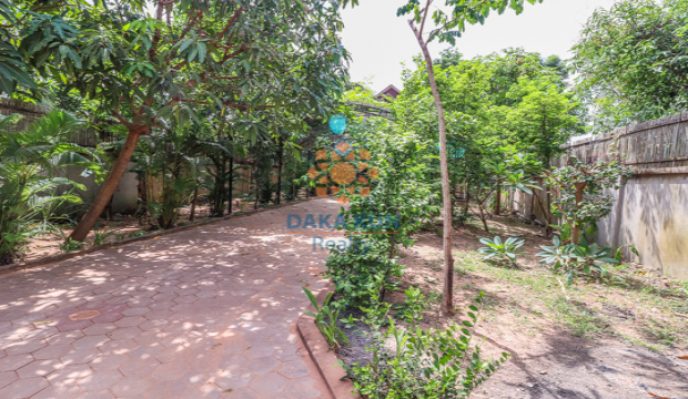 ​ Land and House for Sale in Siem Reap- Sala Kamreuk