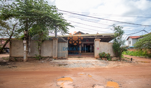 House for Sale in Siem Reap-Sala Kamreuk