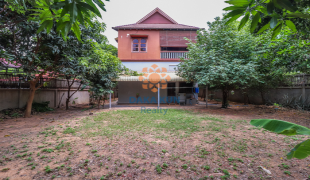 3 Bedrooms House for Rent in Siem Reap-Sala Kamreuk