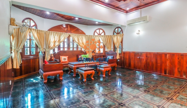 Villa for Sale in Siem Reap city-Sala Kamruek