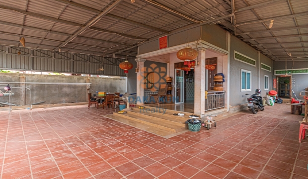 House for Sale in Siem Reap-Sala Kamreuk