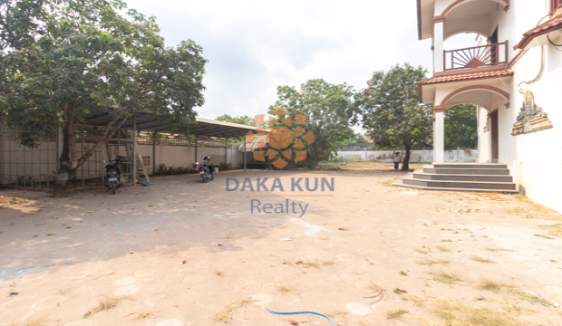 4 Bedrooms House for Rent in Krong Siem Reap-Sala Kamreuk