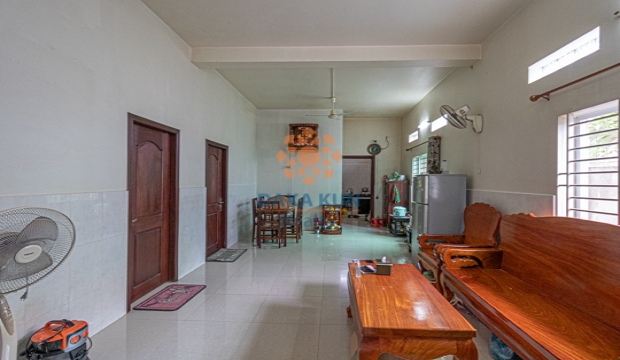 4 Bedrooms House for Sale in Siem Reap-Sala Kamreuk