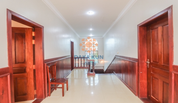 4 Bedrooms House for Rent in Siem Reap-Svay Dangkum