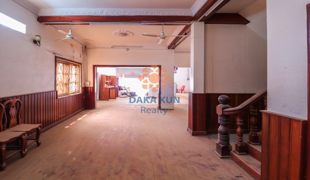 Shophouse for Rent on main road, Siem Reap city