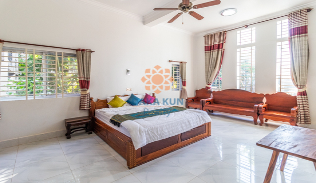 2 Bedrooms Apartment for Rent with Pool in Sla Kram, Siem Reap