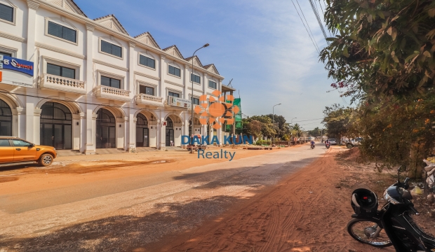 5 Bedrooms House for Rent in Siem Reap-Thmor Meas Road