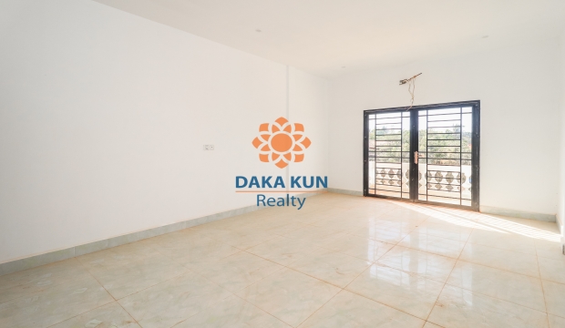 Flat House for Sale in Siem Reap-Thmor Meas Road