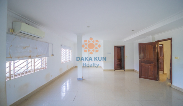 Commercial Building for Rent in Krong Siem Reap-Svay Dangkum