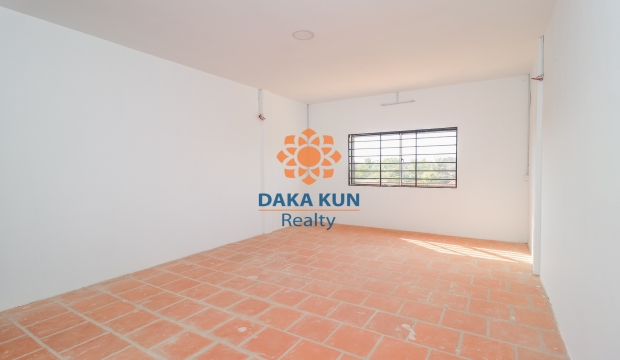 Flat House for Sale in Siem Reap-Thmor Meas Road