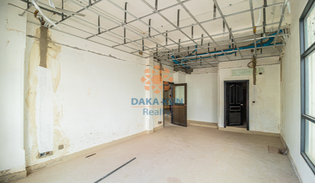 Commercial Building for Rent in Krong Siem Reap-Central Location