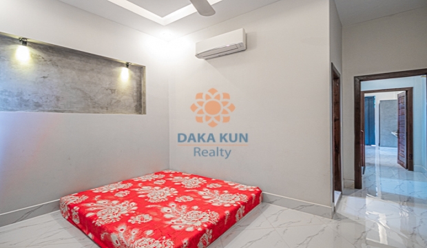 2 Bedrooms House for Rent in Svay Dangkum, Siem Reap