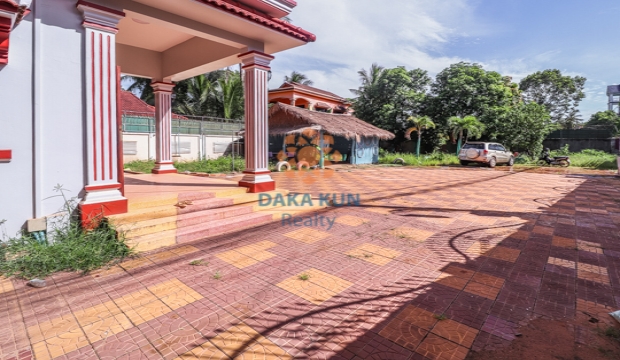 5 Bedrooms House for Rent in Siem Reap-Svay Dangkum