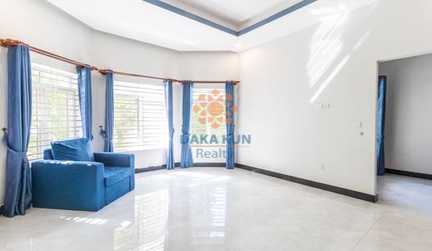 2 Bedrooms House for Rent in Siem Reap-Sala Kamreuk